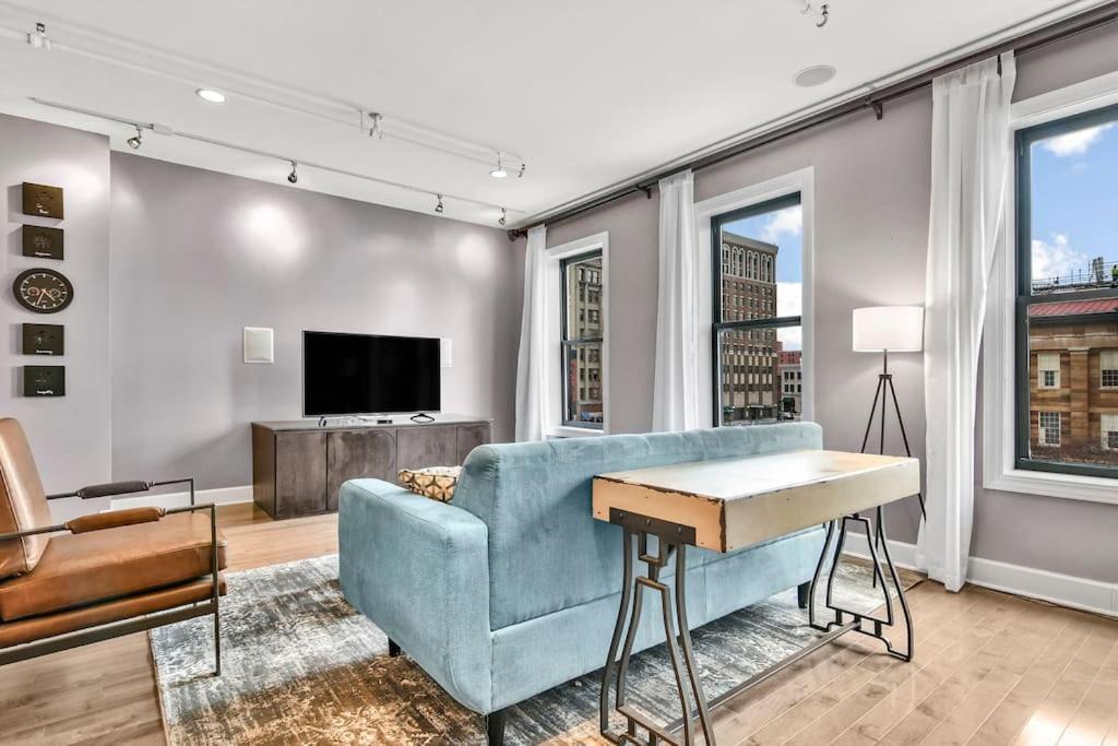 Lovely 2-bedroom Unit In Springfriend