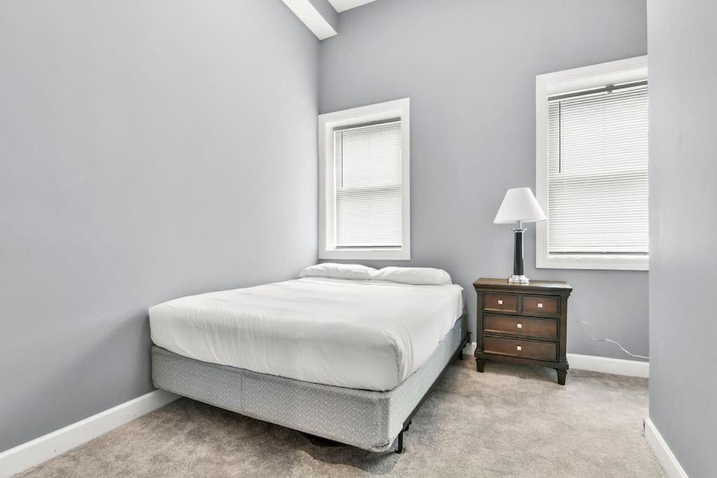 Lovely 2-bedroom Unit In Springfriend